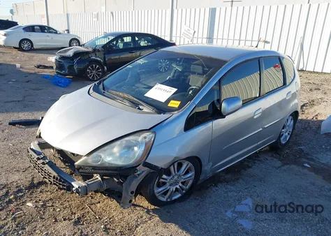 2011 Honda Fit Sport z USA, uszkodzony, nr VIN JHMGE8H54BC013980